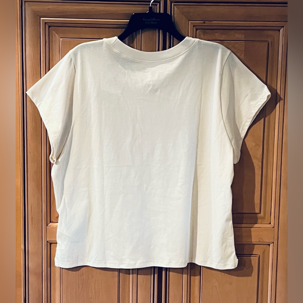 NWT The North Face Women’s Earth Day Slim Cutie Tee - Picture 10 of 13